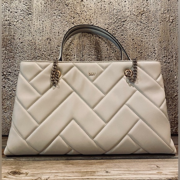 Dkny Handbags - NWOT DKNY Medium Veronica Cream Quilted Satchel Shoulder Bag Gold-Tone Chain